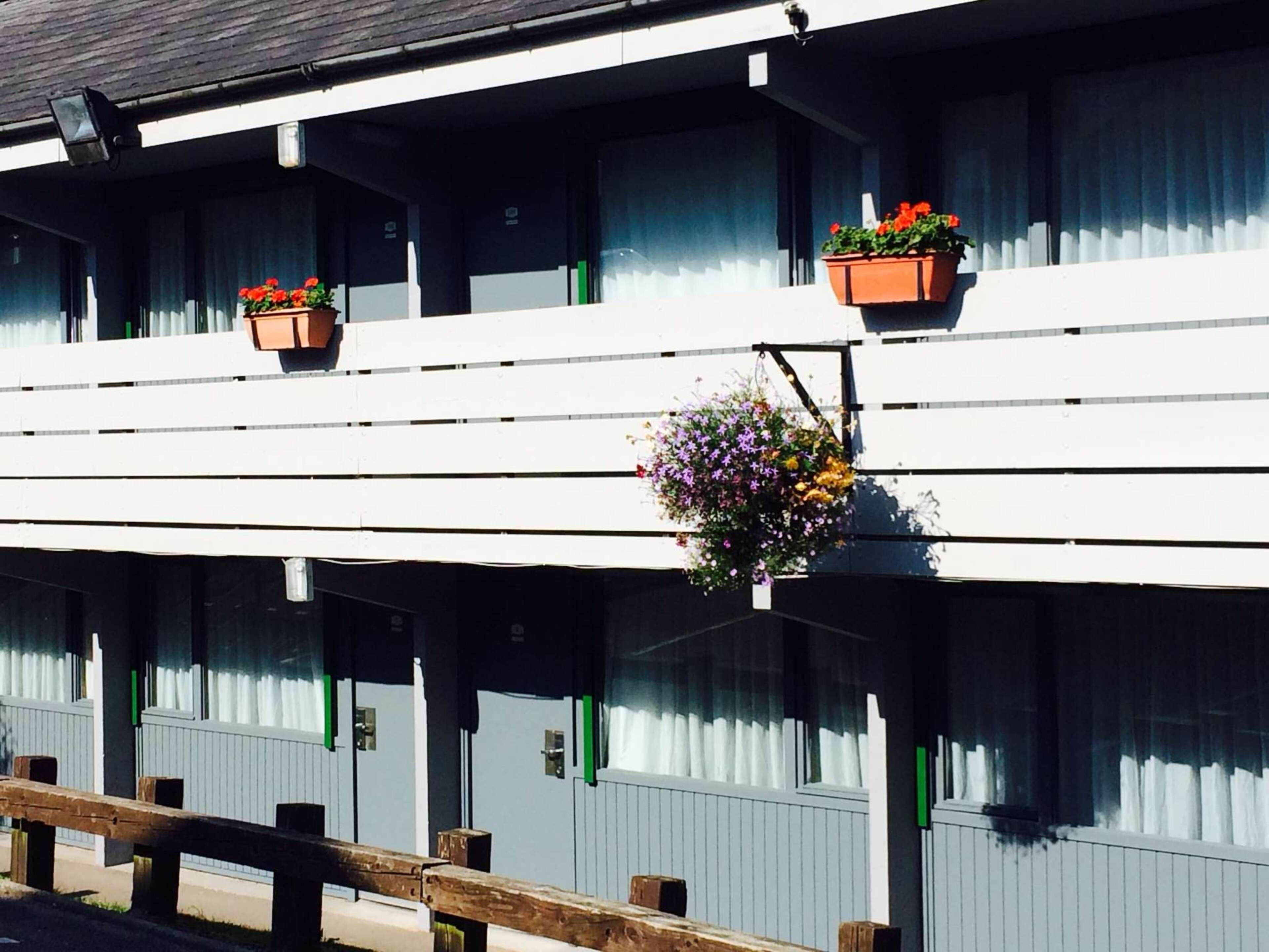 Campanile Hotel Cardiff Exterior foto